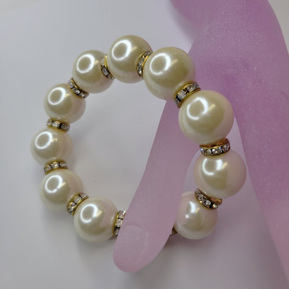 Off White Ball Beaded Stretch Bracelet